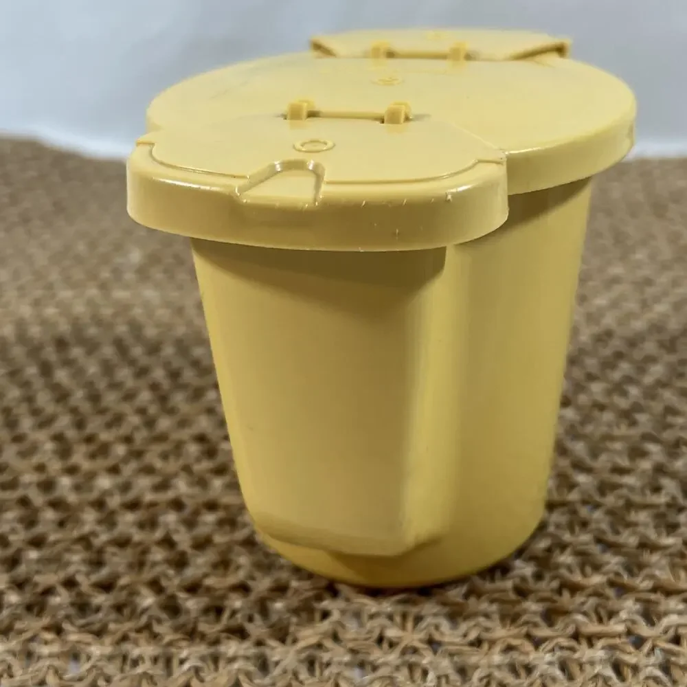 Vintage Tupperware Harvest Gold Double Flip Pour Sugar Bowl Container Yellow 577